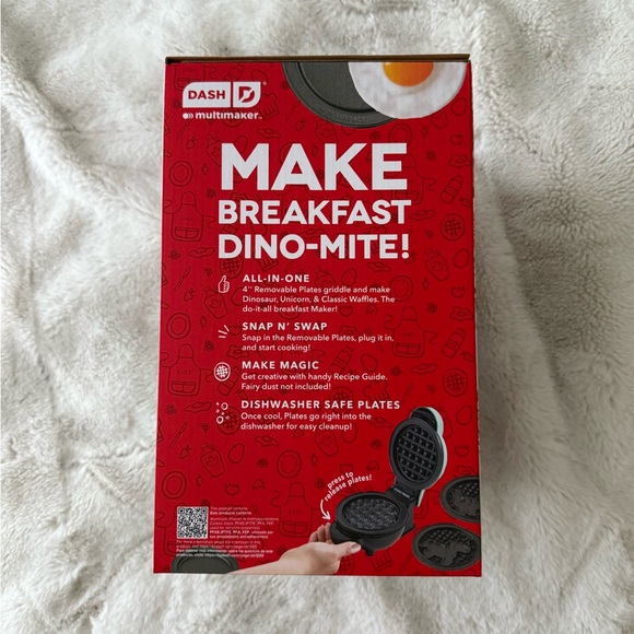 New - Dash Mini Waffle Maker - Picture 4 of 4